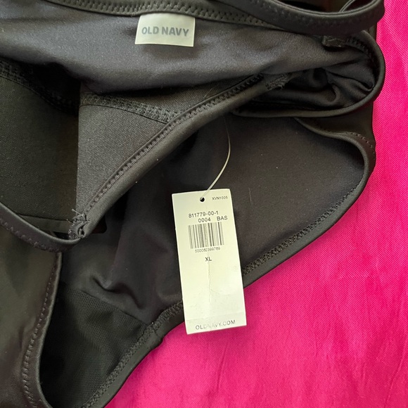 NWT XL Old Navy One Piece Swimsuit Bra Support Black Double Lined Suport - Picture 11 of 13